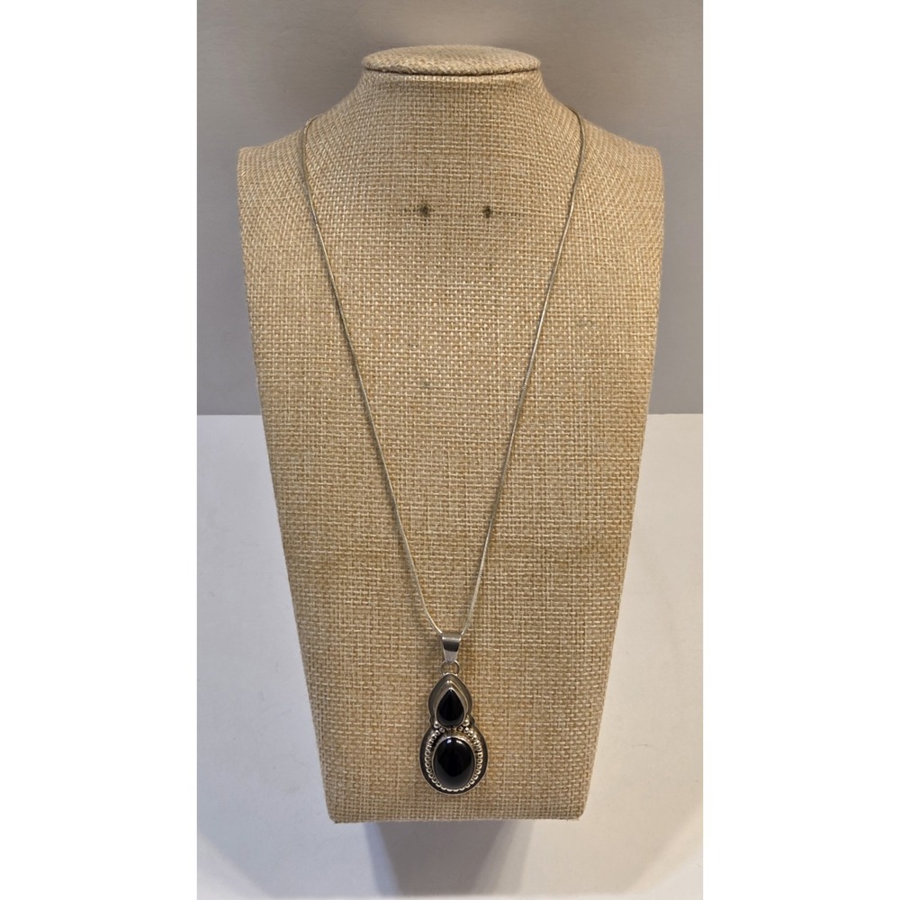 Vintage Navajo Bea Tom Sterling Silver Black Onyx Pendant 18" Necklace Signed